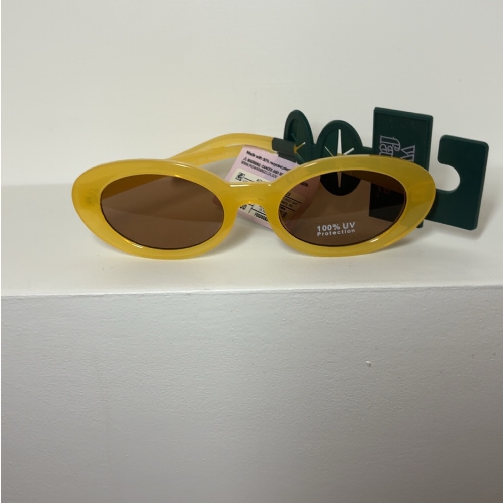 Yellow Oval Sunglasses Vintage Style UV Protection Trendy Frames